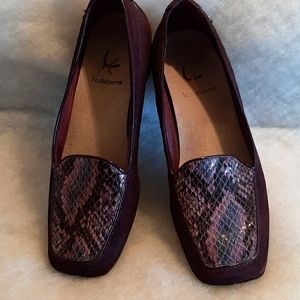 Loafer shoes